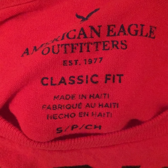 Red American Eagle Tee Shirt Adult Small outfitter - Picture 3 of 3